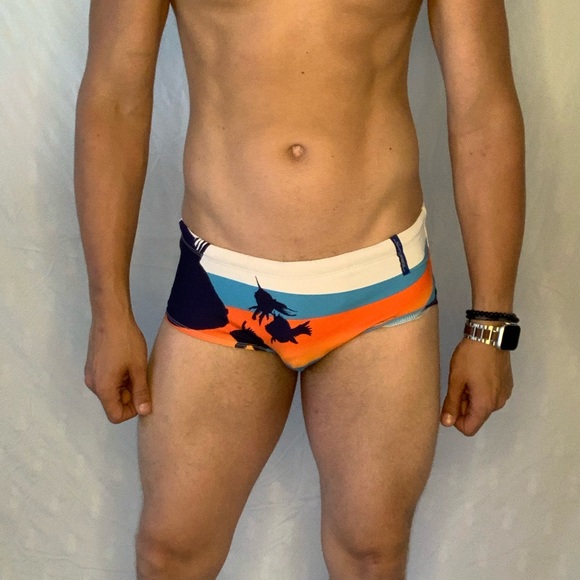 Skmpeez Sunga - Picture 1 of 3